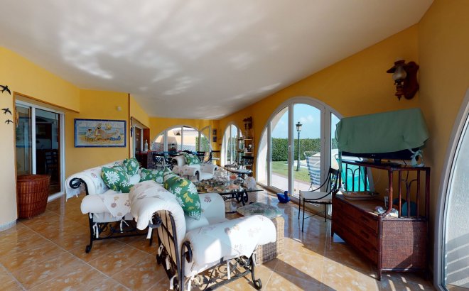 Revente - Villa -
Orihuela Costa - Costa Blanca