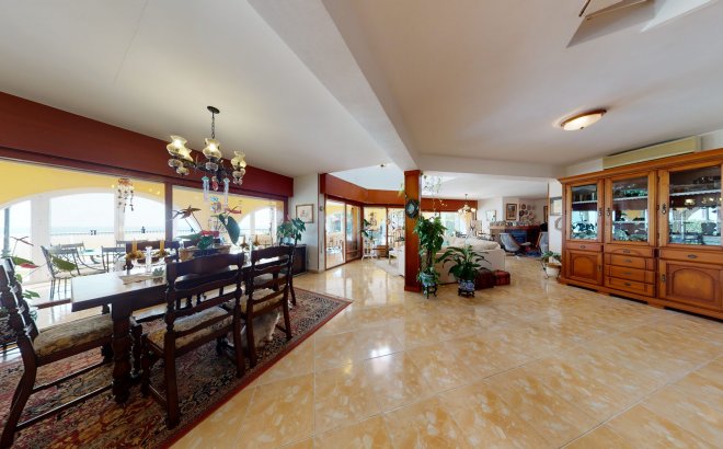 Revente - Villa -
Orihuela Costa - Costa Blanca