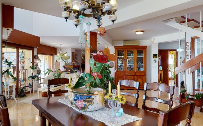 Revente - Villa -
Orihuela Costa - Costa Blanca