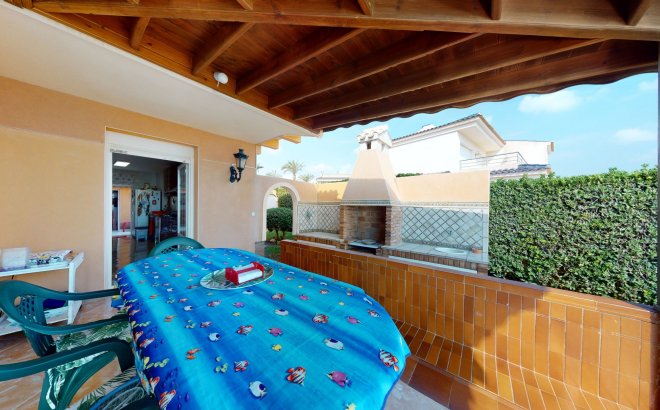 Revente - Villa -
Orihuela Costa - Costa Blanca
