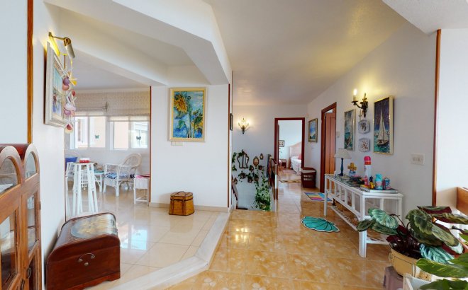 Revente - Villa -
Orihuela Costa - Costa Blanca