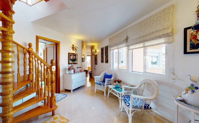 Revente - Villa -
Orihuela Costa - Costa Blanca