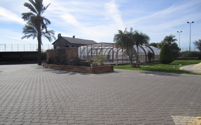 Resale - Country House -
Los Montesinos - Costa Blanca