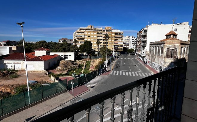 Revente - Appartement -
Torrevieja - Costa Blanca