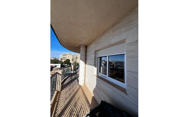 Revente - Appartement -
Torrevieja - Costa Blanca