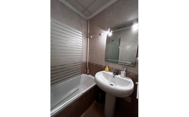 Revente - Appartement -
Torrevieja - Costa Blanca