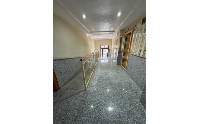 Resale - Apartment -
Torrevieja - Costa Blanca