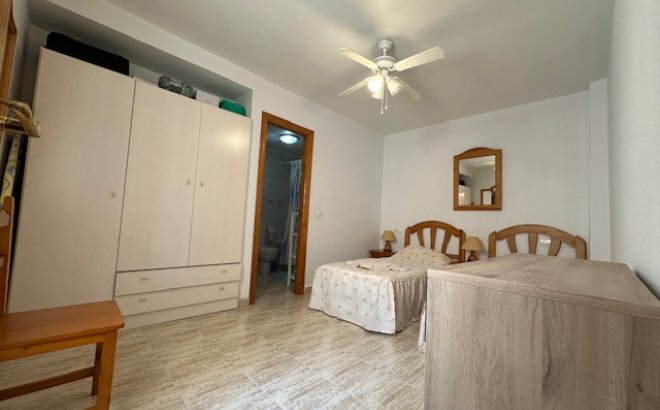 Resale - Apartment -
Torrevieja - Costa Blanca