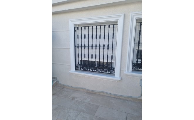 Resale - Town House -
Orihuela Costa - Costa Blanca