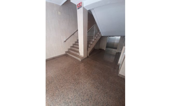 Revente - Appartement -
Torrevieja - Costa Blanca