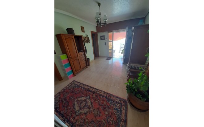 Resale - Villa -
Orihuela Costa - Costa Blanca