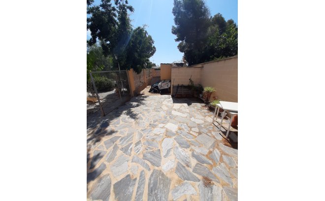 Resale - Villa -
Orihuela Costa - Costa Blanca