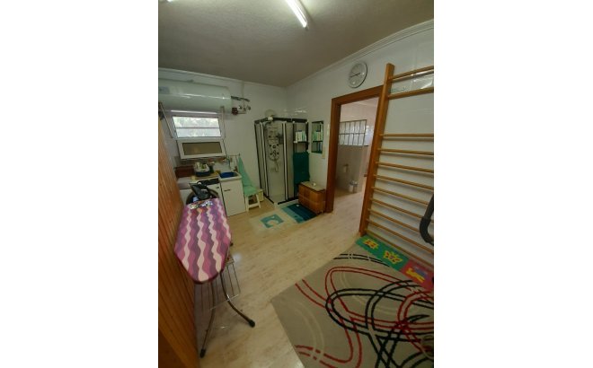 Resale - Villa -
Orihuela Costa - Costa Blanca