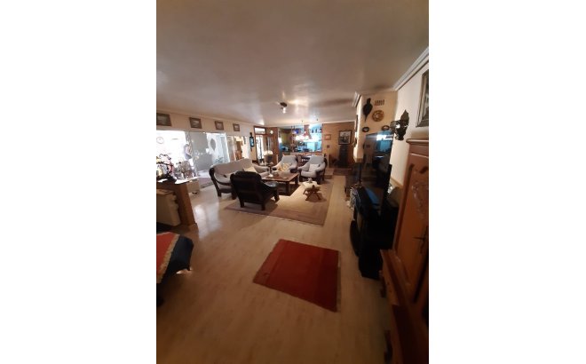 Resale - Villa -
Orihuela Costa - Costa Blanca