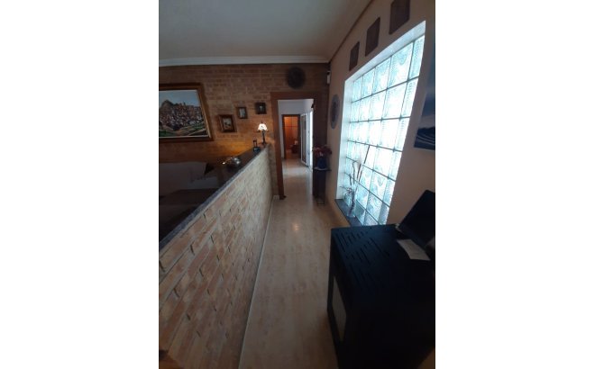 Resale - Villa -
Orihuela Costa - Costa Blanca