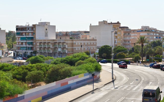 Resale - Apartment -
Torrevieja - Costa Blanca