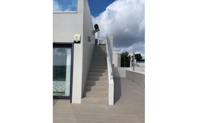 Revente - Villa -
San Miguel de Salinas - Inland