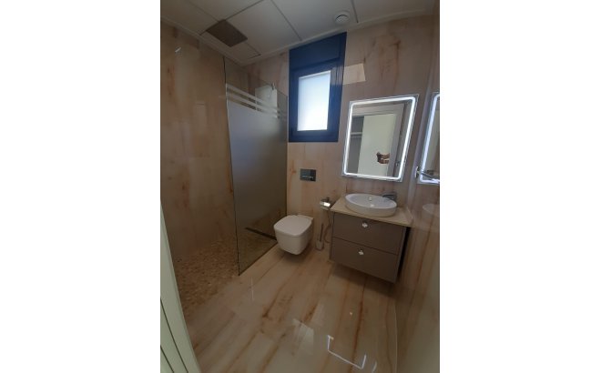 Revente - Villa -
San Miguel de Salinas - Inland