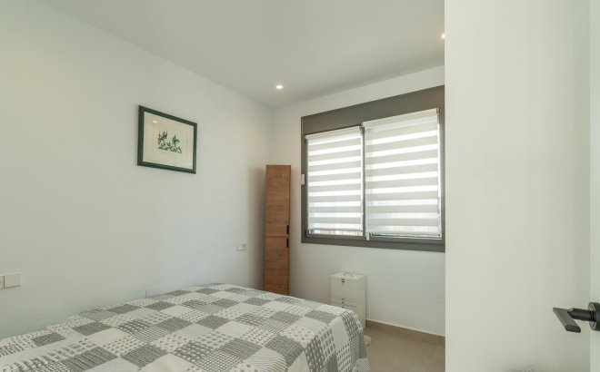 Herverkoop - Villa -
Orihuela Costa - Costa Blanca