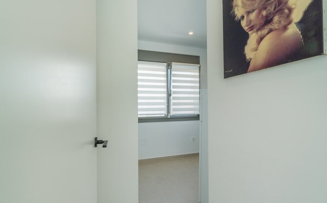 Herverkoop - Villa -
Orihuela Costa - Costa Blanca