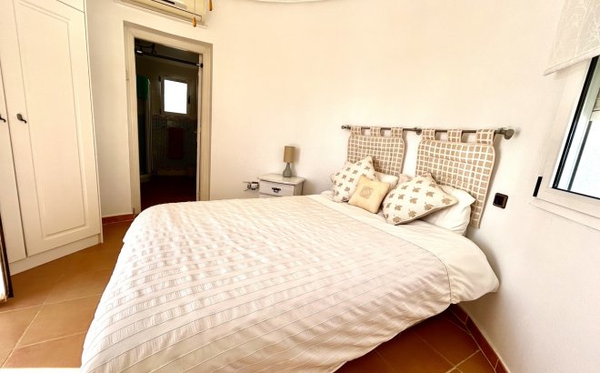 Resale - Villa -
Pinar de Campoverde - Inland