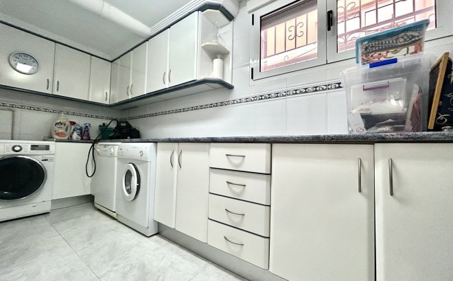 Resale - Villa -
Pinar de Campoverde - Inland