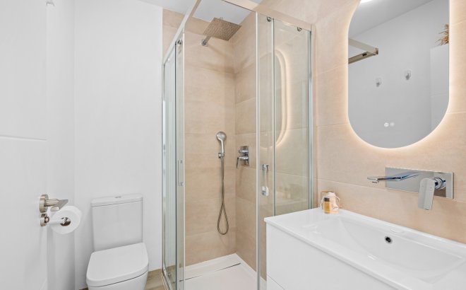 Herverkoop - Appartement -
San Miguel de Salinas - Inland