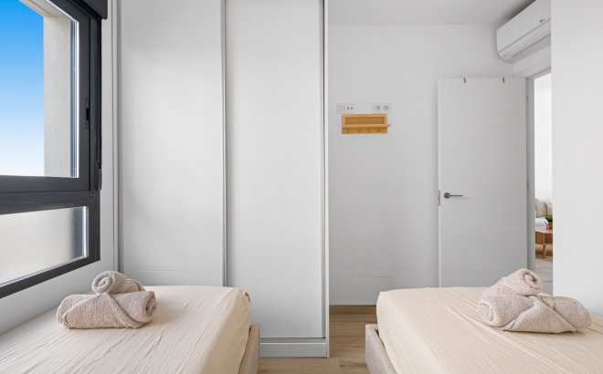 Herverkoop - Appartement -
San Miguel de Salinas - Inland