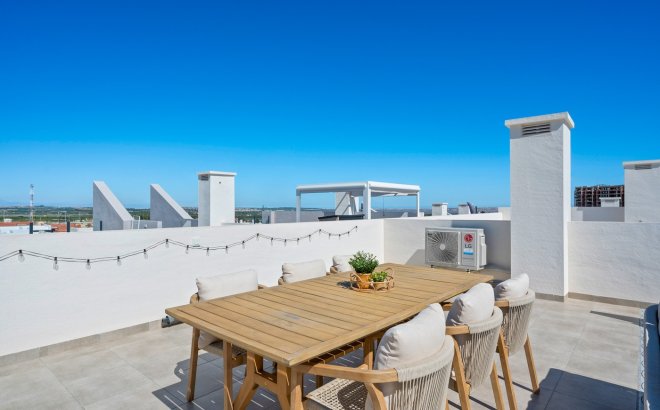 Herverkoop - Appartement -
San Miguel de Salinas - Inland
