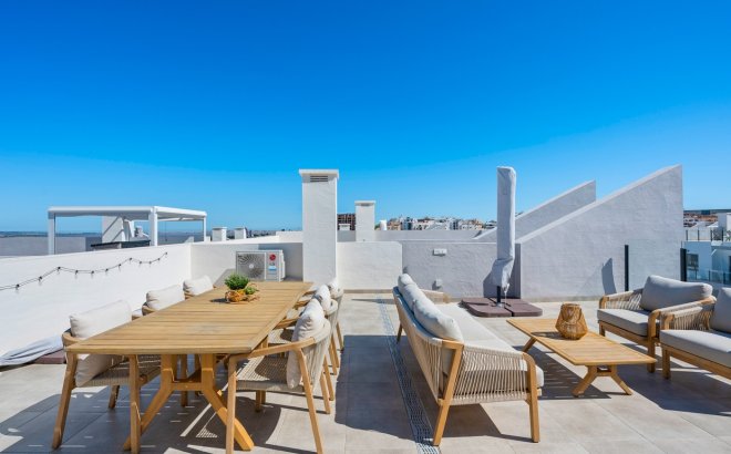Herverkoop - Appartement -
San Miguel de Salinas - Inland
