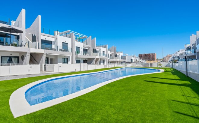 Herverkoop - Appartement -
San Miguel de Salinas - Inland