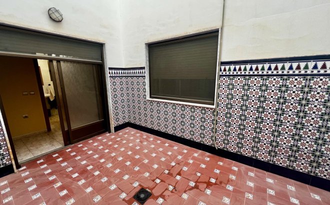 Revente - Appartement -
Rojales