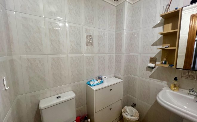 Revente - Appartement -
Rojales
