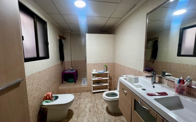 Revente - Appartement -
Rojales