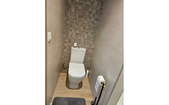 Revente - Villa -
Torrevieja - Costa Blanca