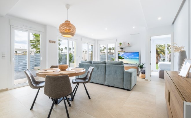 Resale - Townhouse -
Orihuela - Vistabella