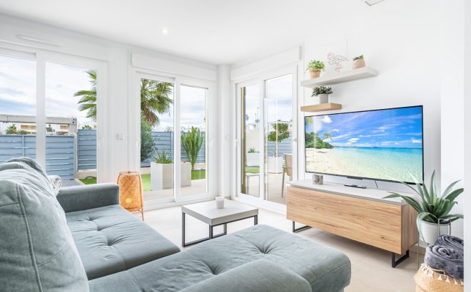 Resale - Townhouse -
Orihuela - Vistabella