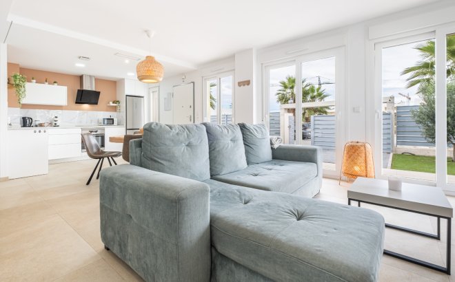 Resale - Townhouse -
Orihuela - Vistabella