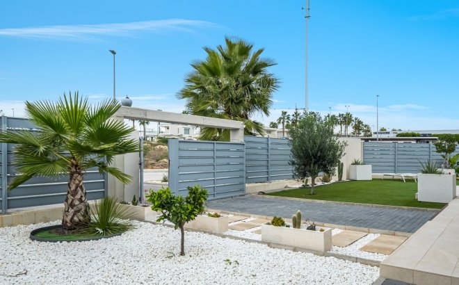 Resale - Townhouse -
Orihuela - Vistabella