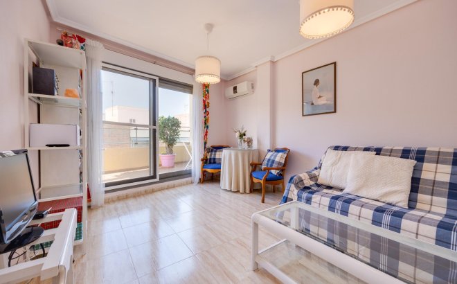 Resale - Penthouse -
Torrevieja - Centro