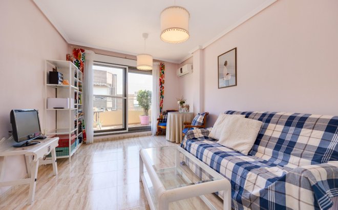 Resale - Penthouse -
Torrevieja - Centro