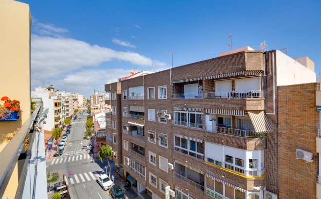 Resale - Penthouse -
Torrevieja - Centro