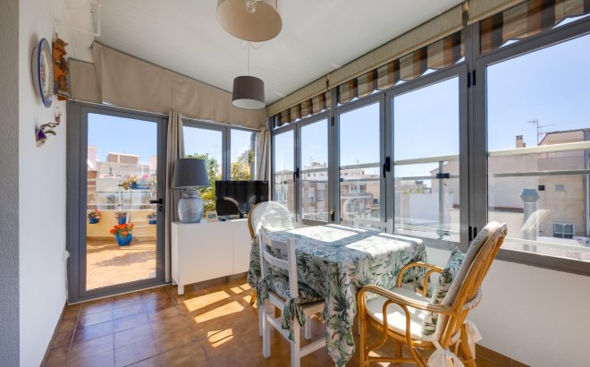 Resale - Penthouse -
Torrevieja - Centro
