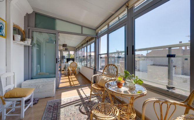 Resale - Penthouse -
Torrevieja - Centro