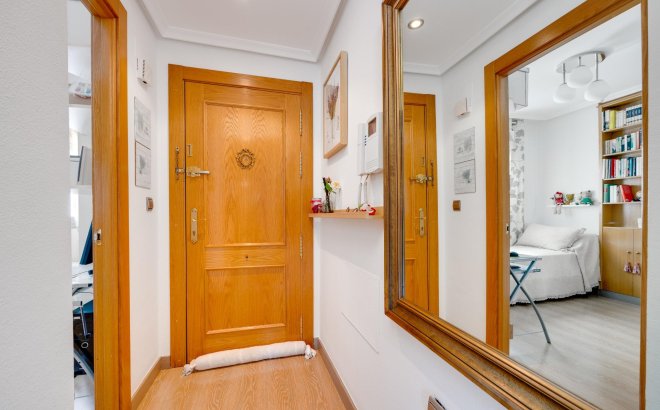 Resale - Penthouse -
Torrevieja - Centro