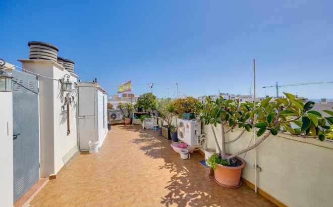 Resale - Penthouse -
Torrevieja - Centro