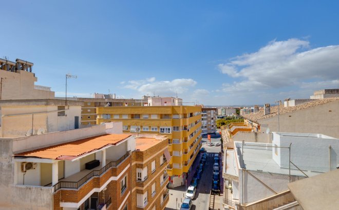 Resale - Penthouse -
Torrevieja - Centro