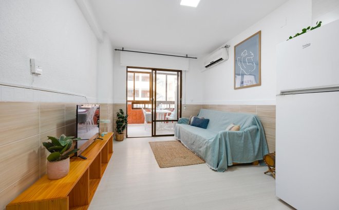 Herverkoop - Appartement -
Torrevieja - Cabo Cervera