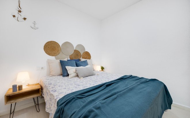 Herverkoop - Appartement -
Torrevieja - Cabo Cervera