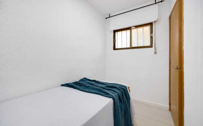 Herverkoop - Appartement -
Torrevieja - Cabo Cervera